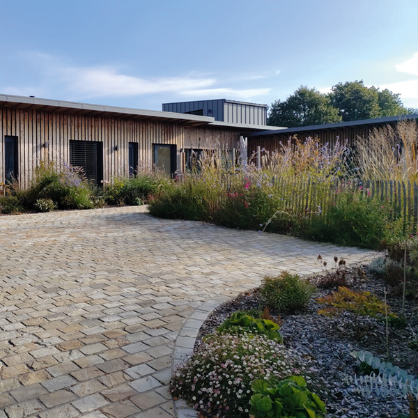 Adaptation terrain,  avec Les Paysages de Bretagne