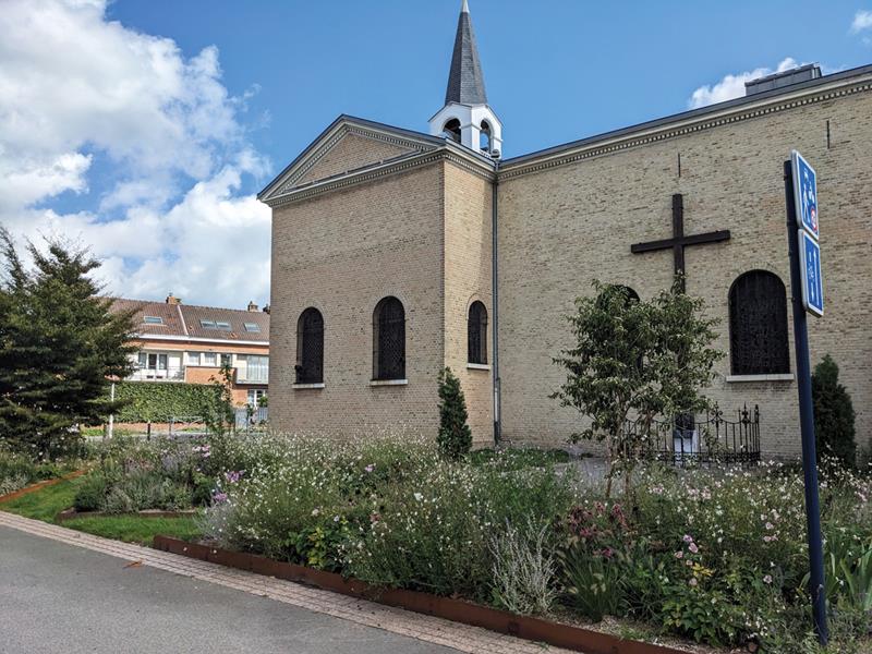 Dunkerque : Chapelle en fleurs